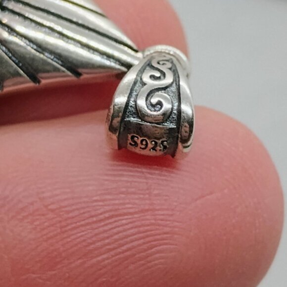 Sterling Silver Pink Conch Shell Diamond Shaped Pendant Unique Design Wide Stamp - Picture 4 of 7